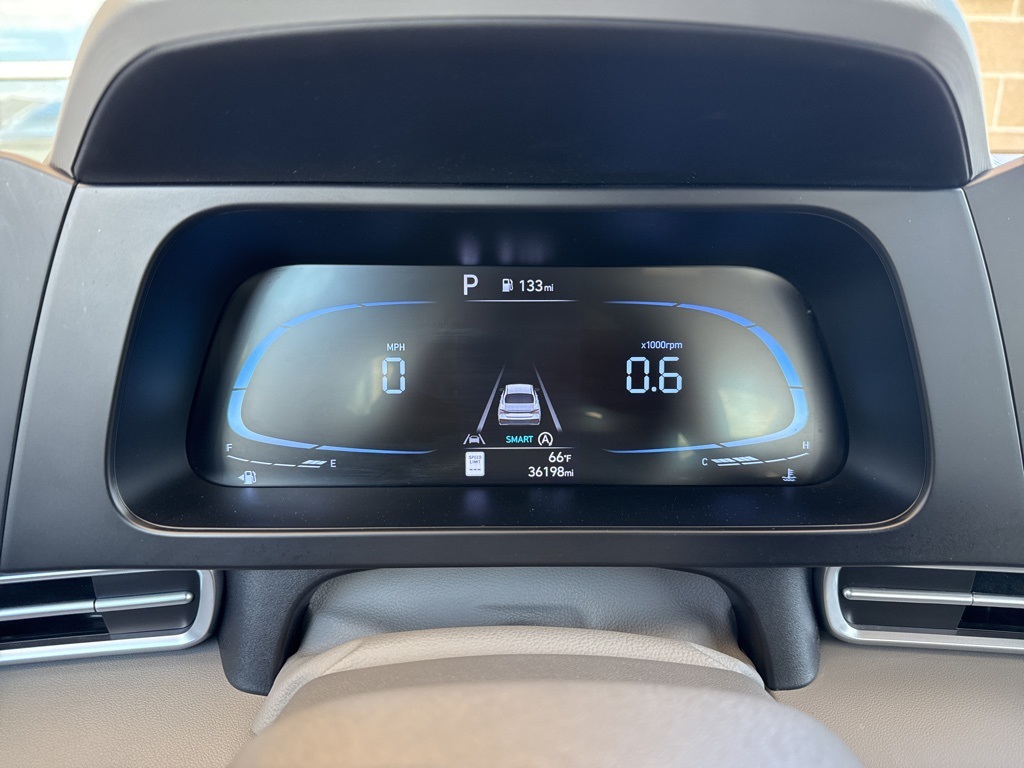 2024 Hyundai Elantra SE photo 10