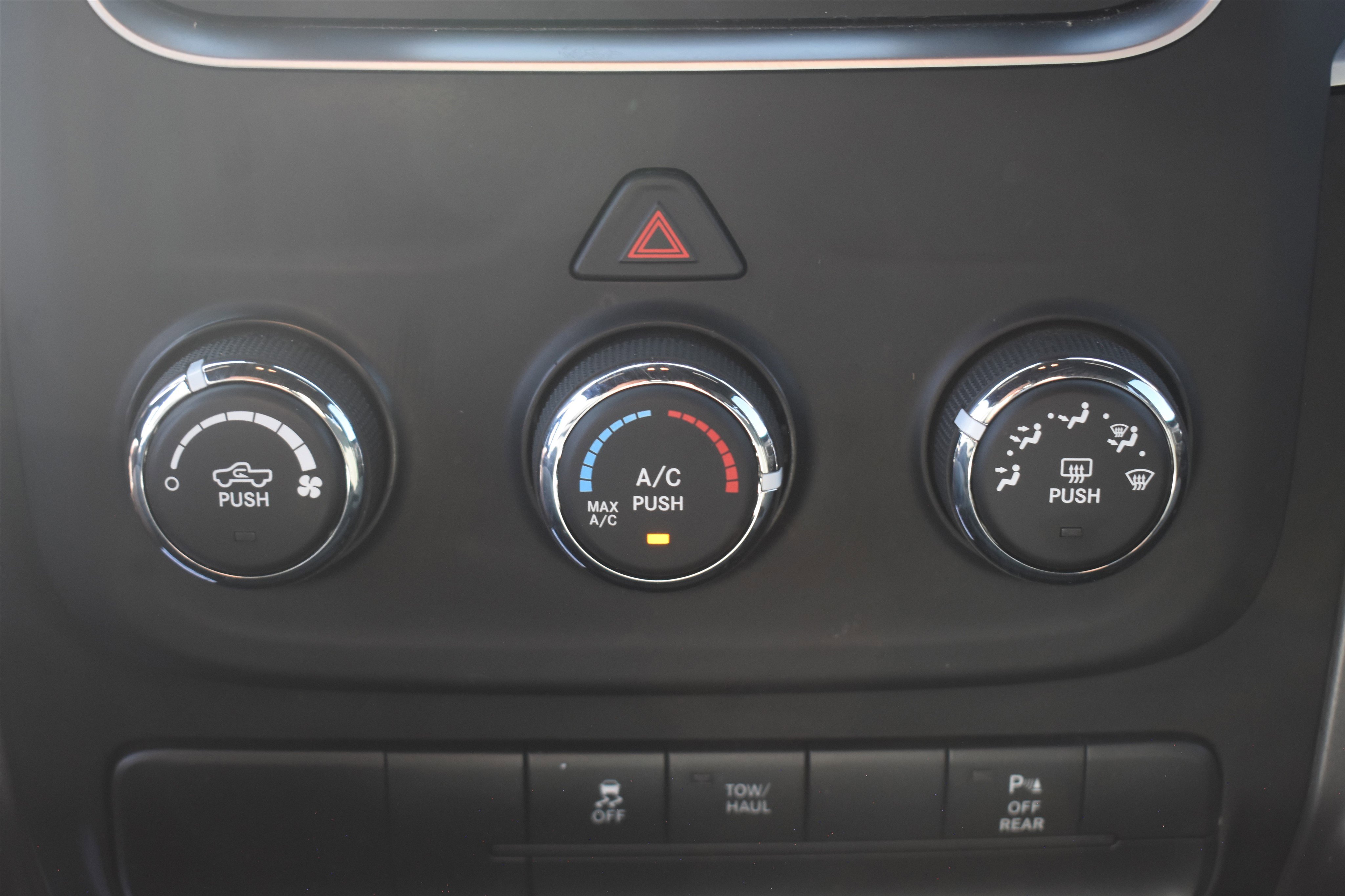 2021 Ram 1500 Classic Warlock photo 18