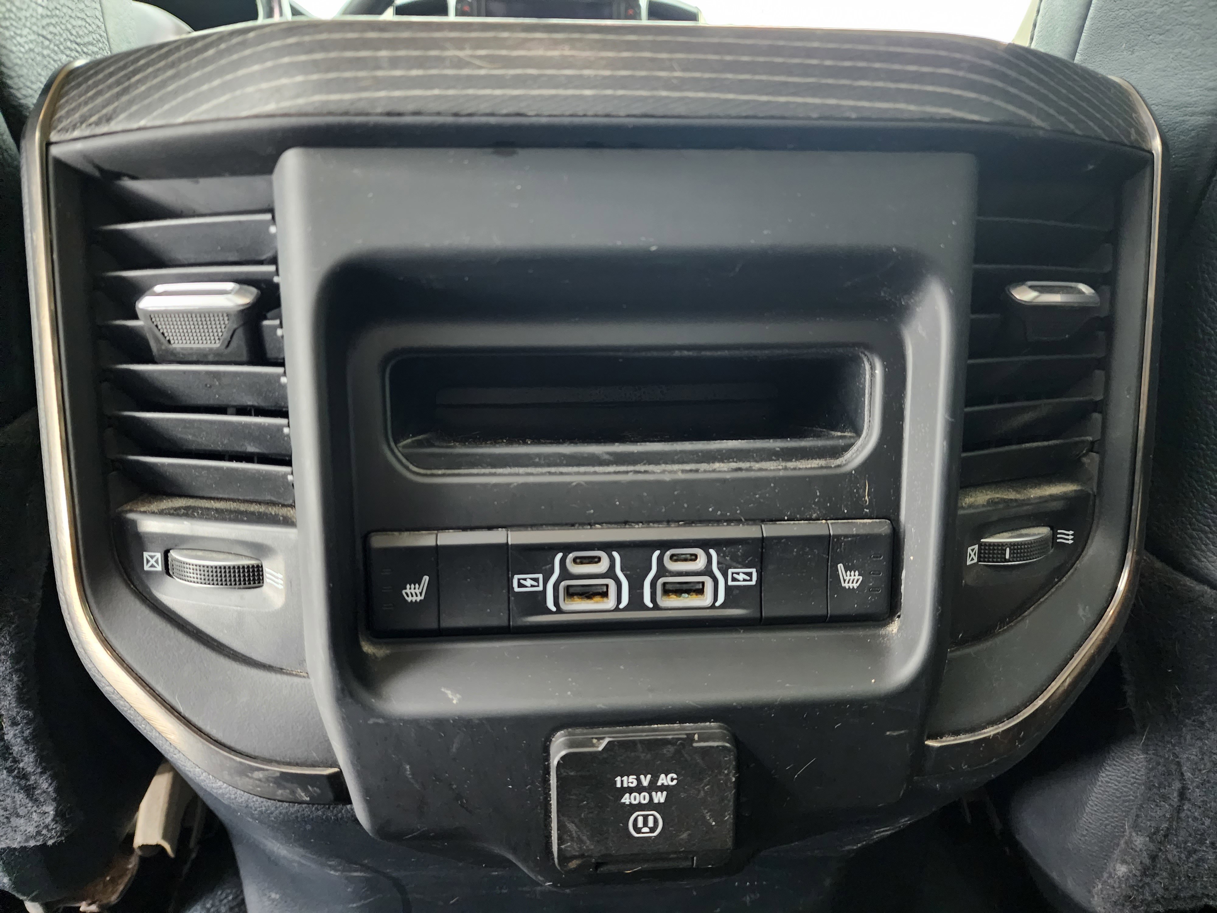 2022 Ram 3500 Limited photo 4