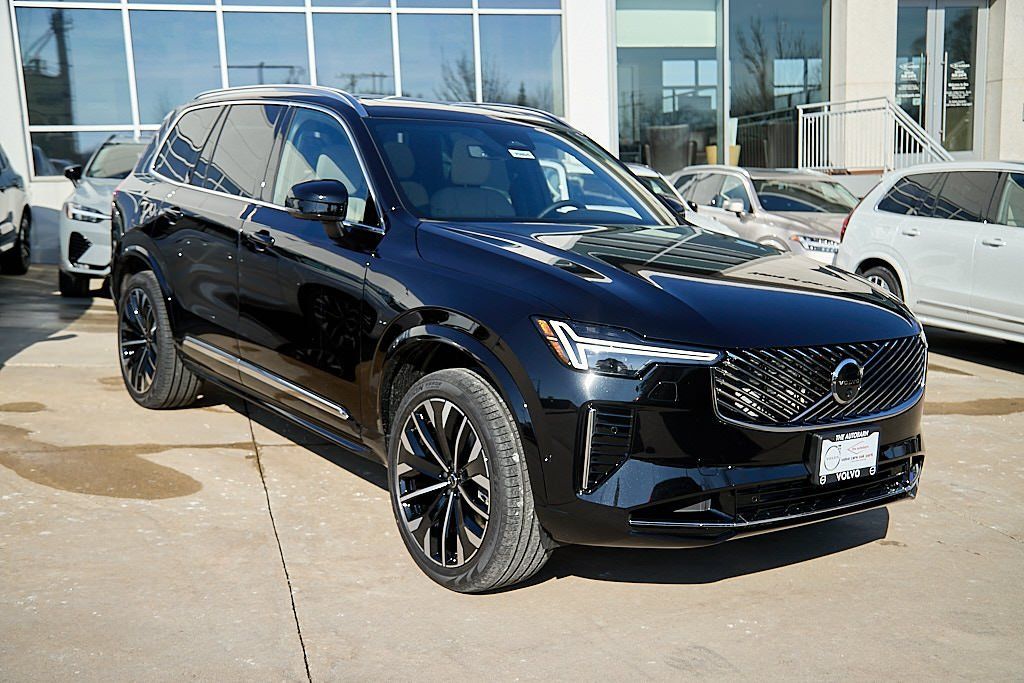 2026 VOLVO XC90 - Image 3
