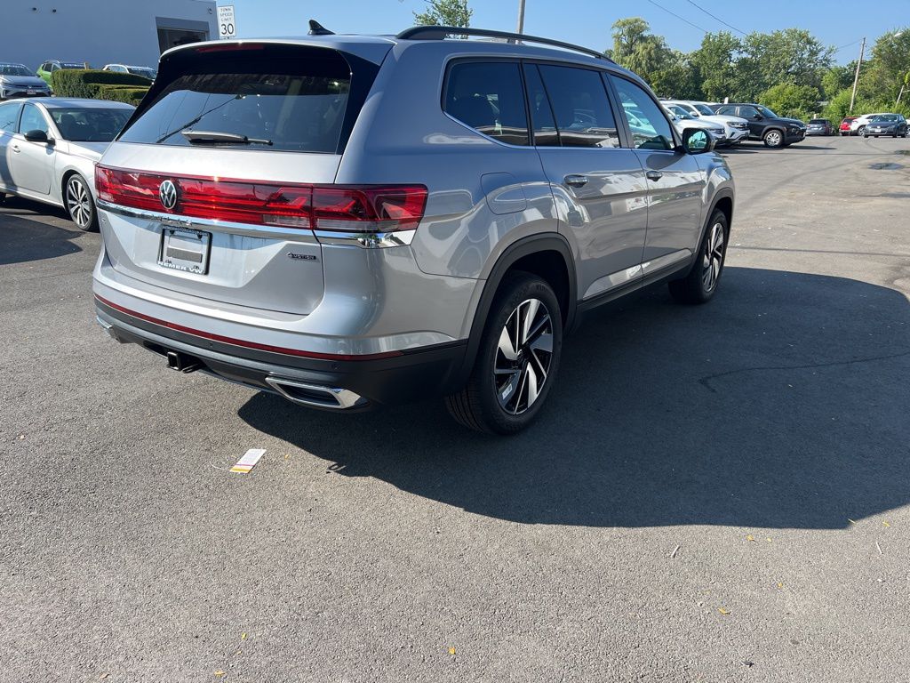 2026 Volkswagen Atlas SE Technology photo 6