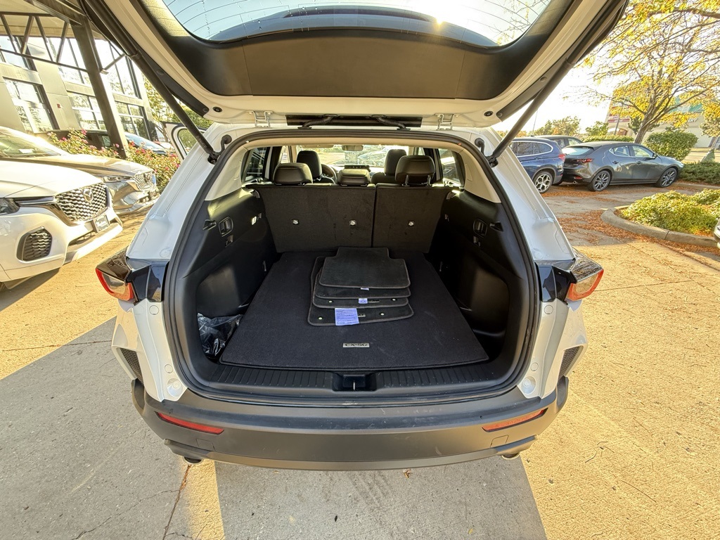 2024 Mazda CX-50 2.5 S Premium photo 2