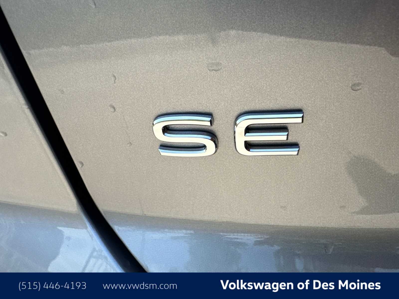 2026 Volkswagen Atlas Cross Sport SE Technology photo 4