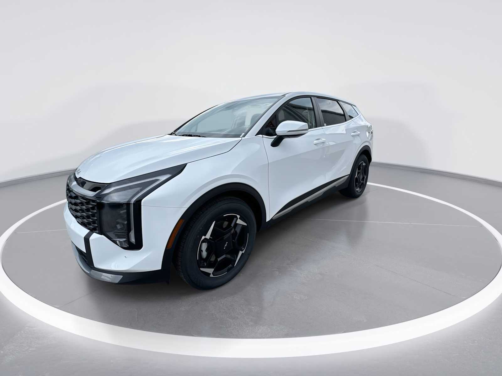 2026 Kia Sportage EX photo 4