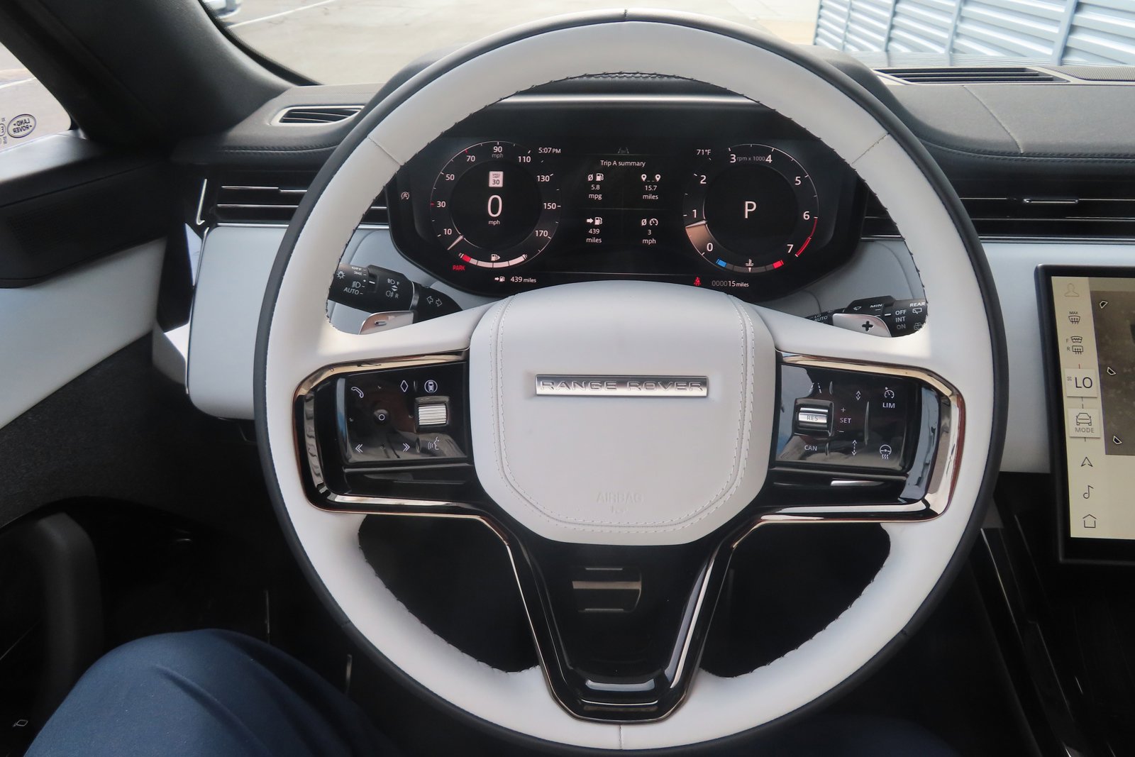 2024 Land Rover Range Rover Sport SE photo 26