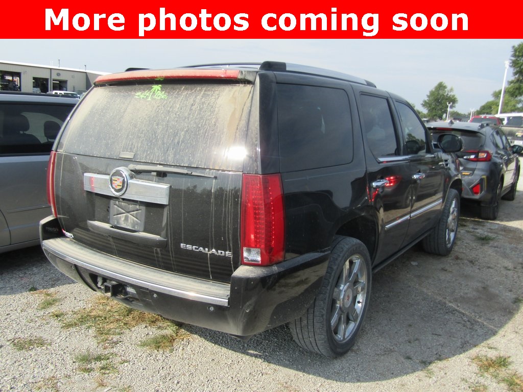 2013 Cadillac Escalade Luxury photo 5