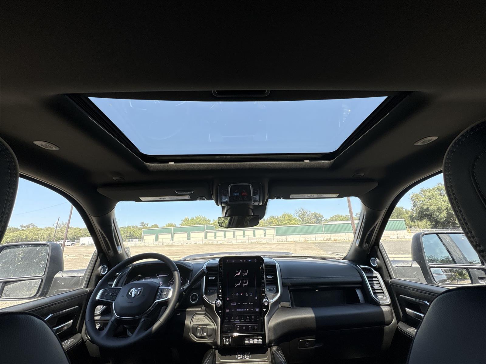 2025 Ram 2500 Laramie photo 19