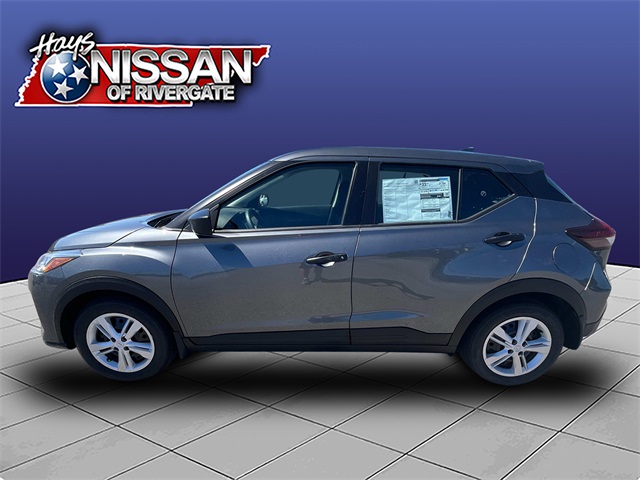 2025 Nissan Kicks Play S photo 2