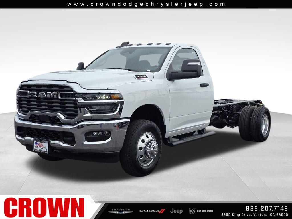 2026 Ram 3500 Tradesman photo 2