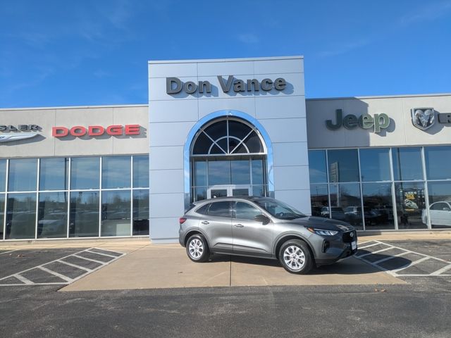2025 Ford Escape Active's photo