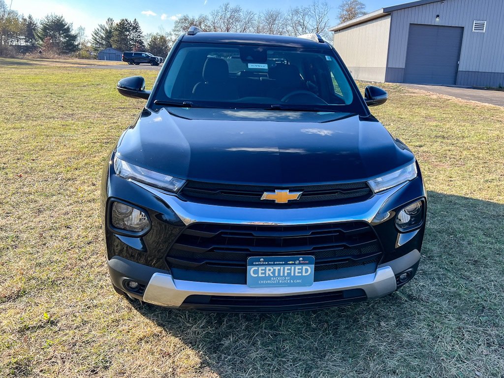2023 Chevrolet Trailblazer LT photo 2