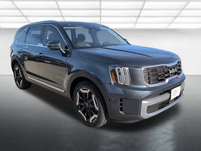 2023 Kia Telluride S's photo