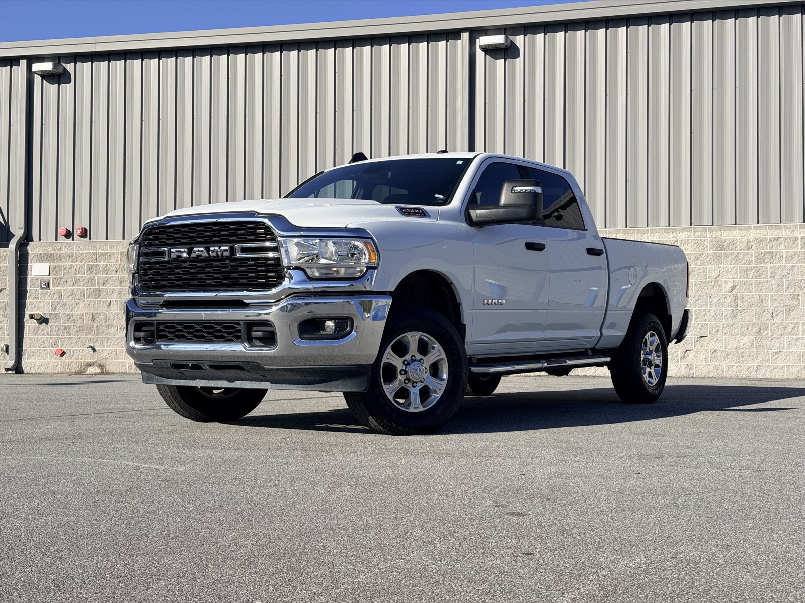 2024 RAM Ram 2500 Pickup Big Horn's photo
