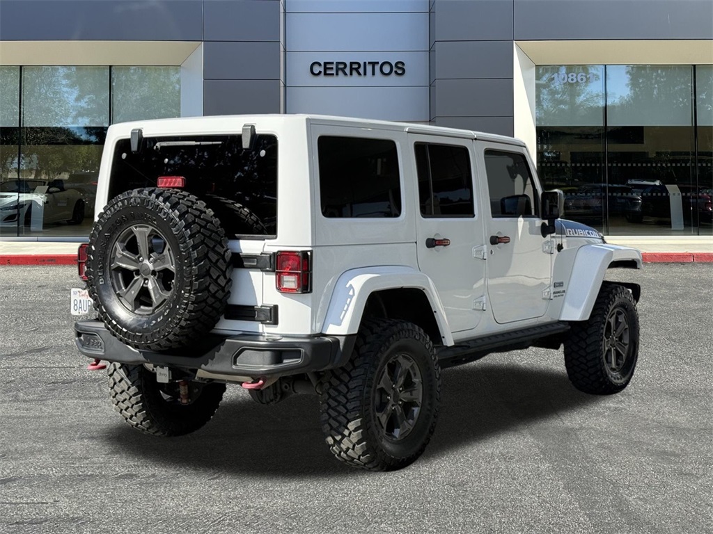 2017 Jeep Wrangler Unlimited Rubicon Recon photo 5