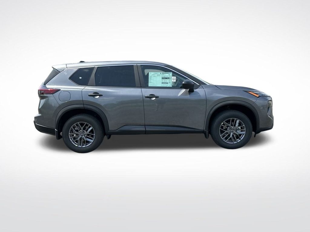 2026 Nissan Rogue S photo 6