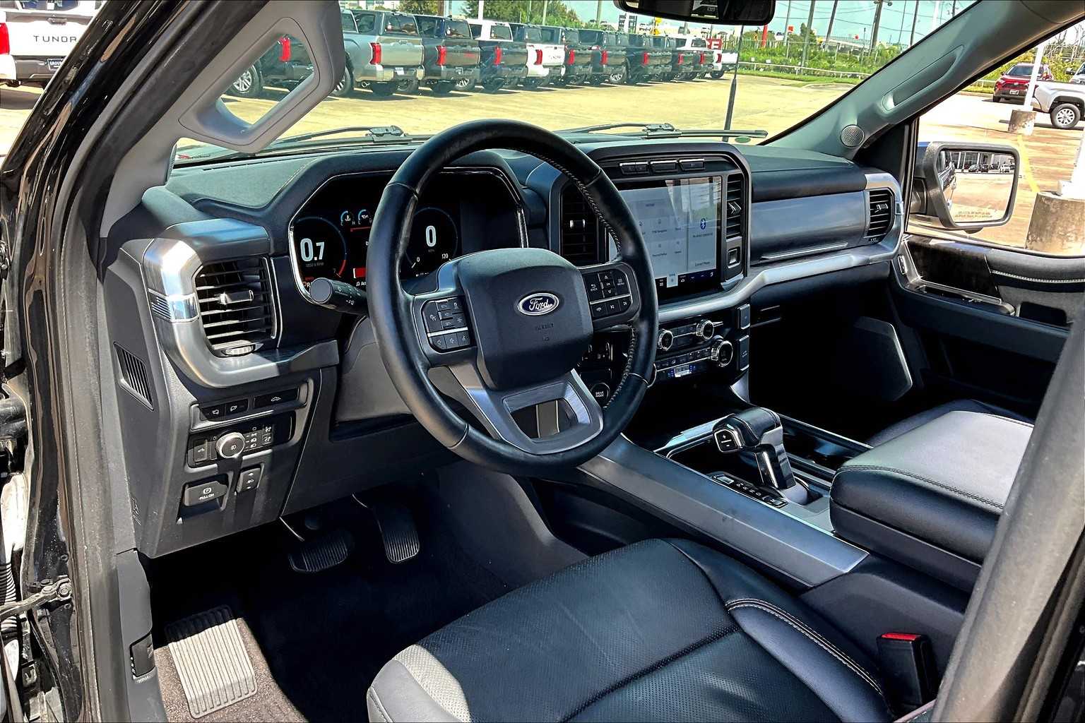 2021 Ford F-150 Lariat photo 16