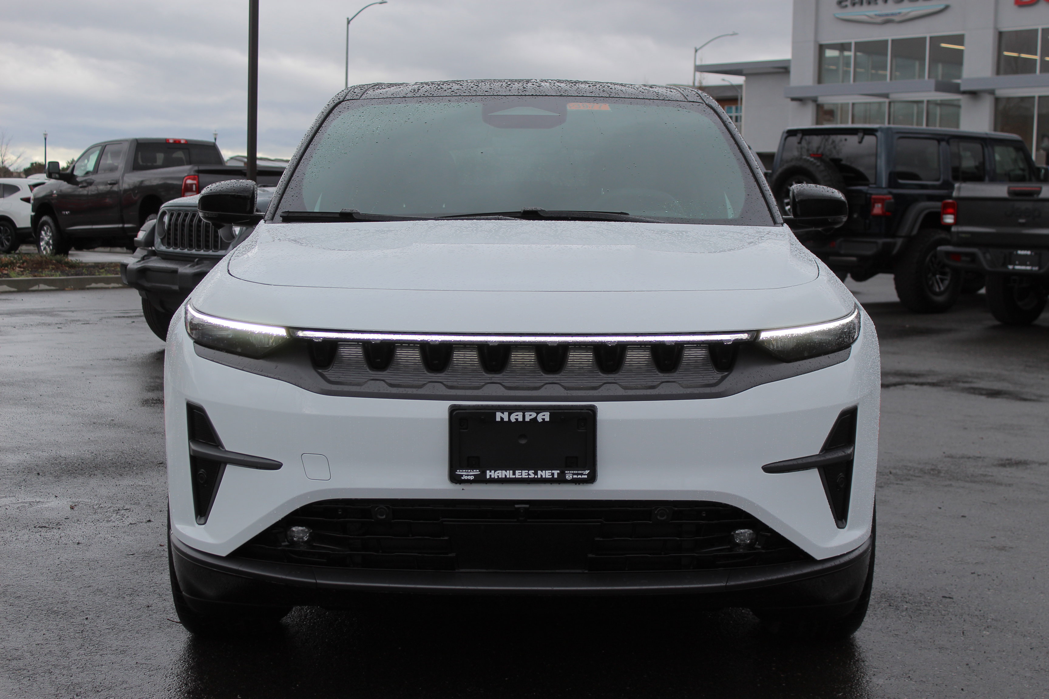 2025 Jeep Wagoneer S Launch Edition photo 3