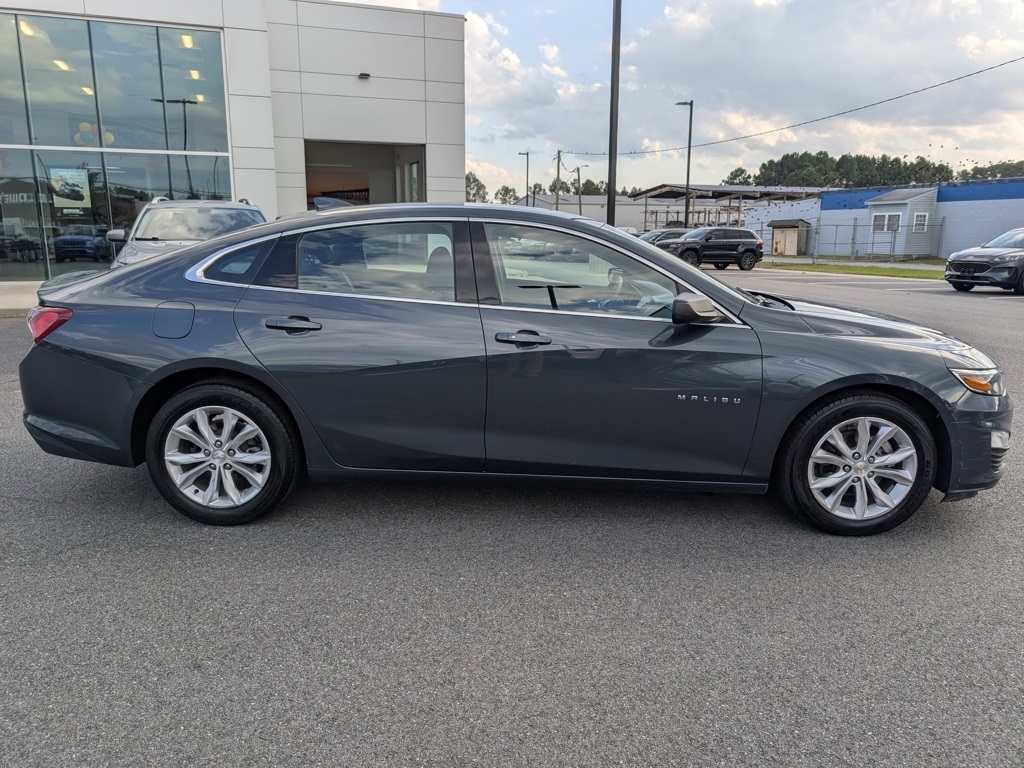 2020 Chevrolet Malibu 1LT photo 2