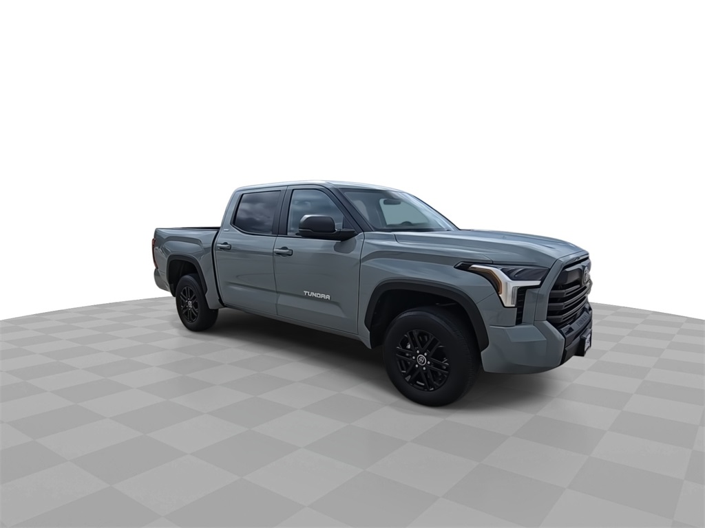 2024 Toyota Tundra SR5 photo 2