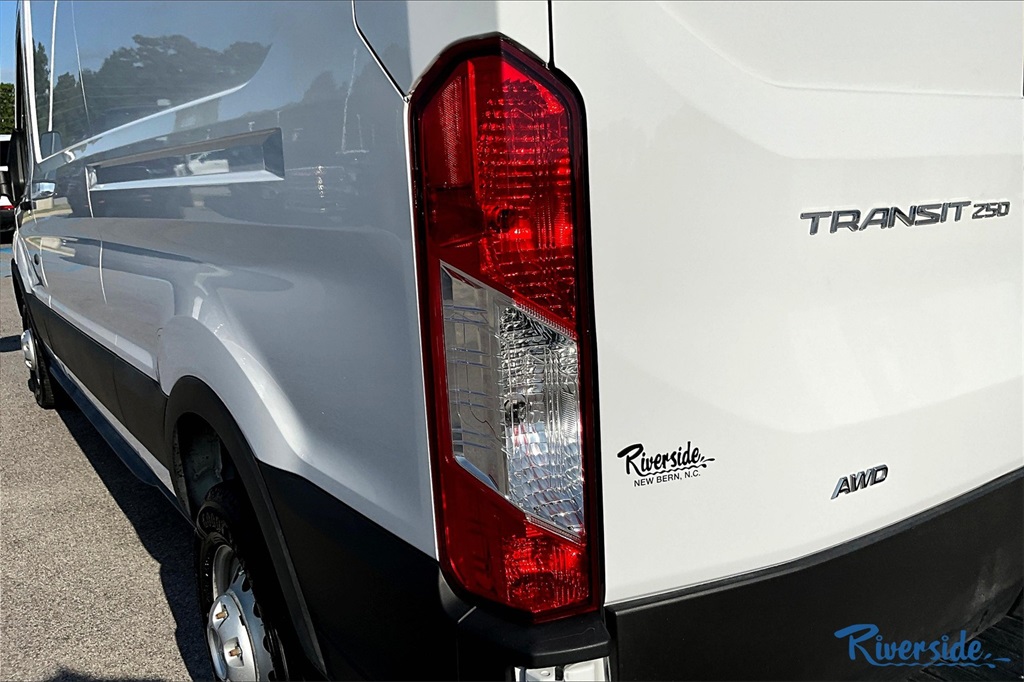 2023 Ford Transit photo 16