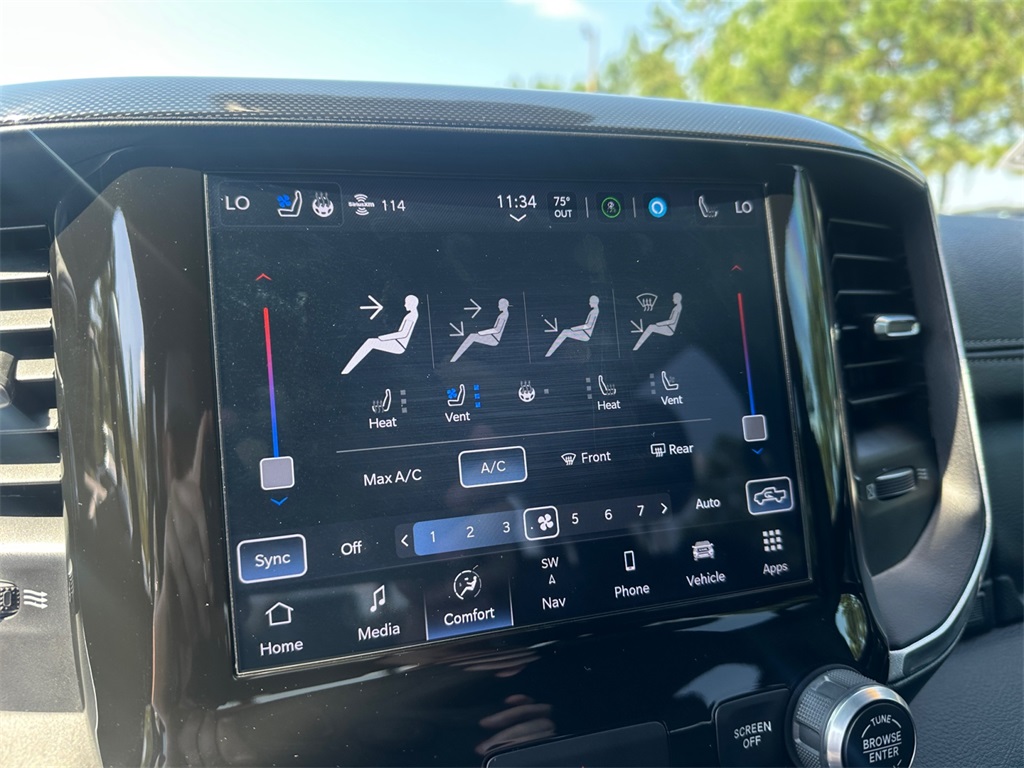 2022 Ram 1500 Laramie photo 22