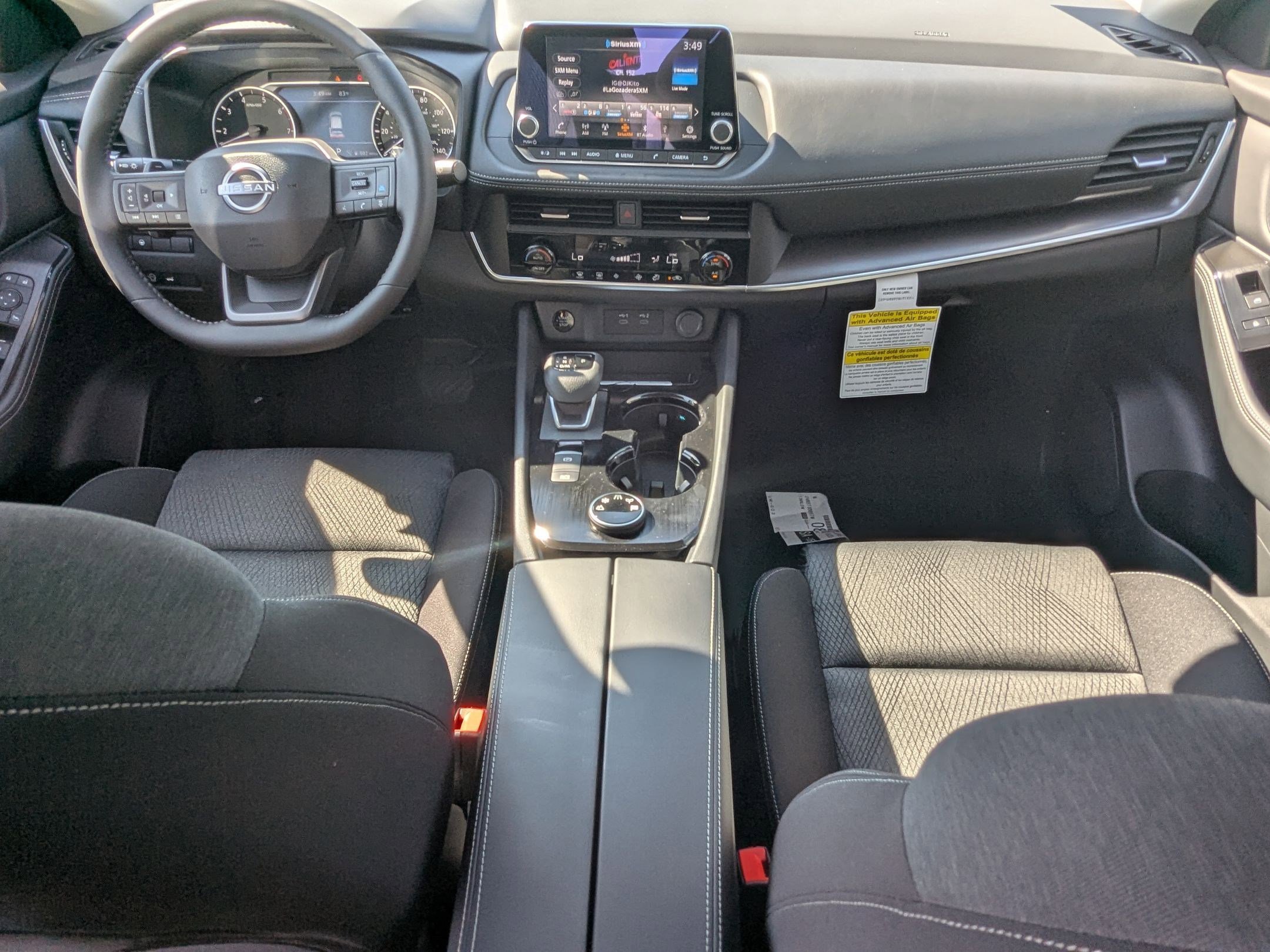 2026 Nissan Rogue SV photo 17