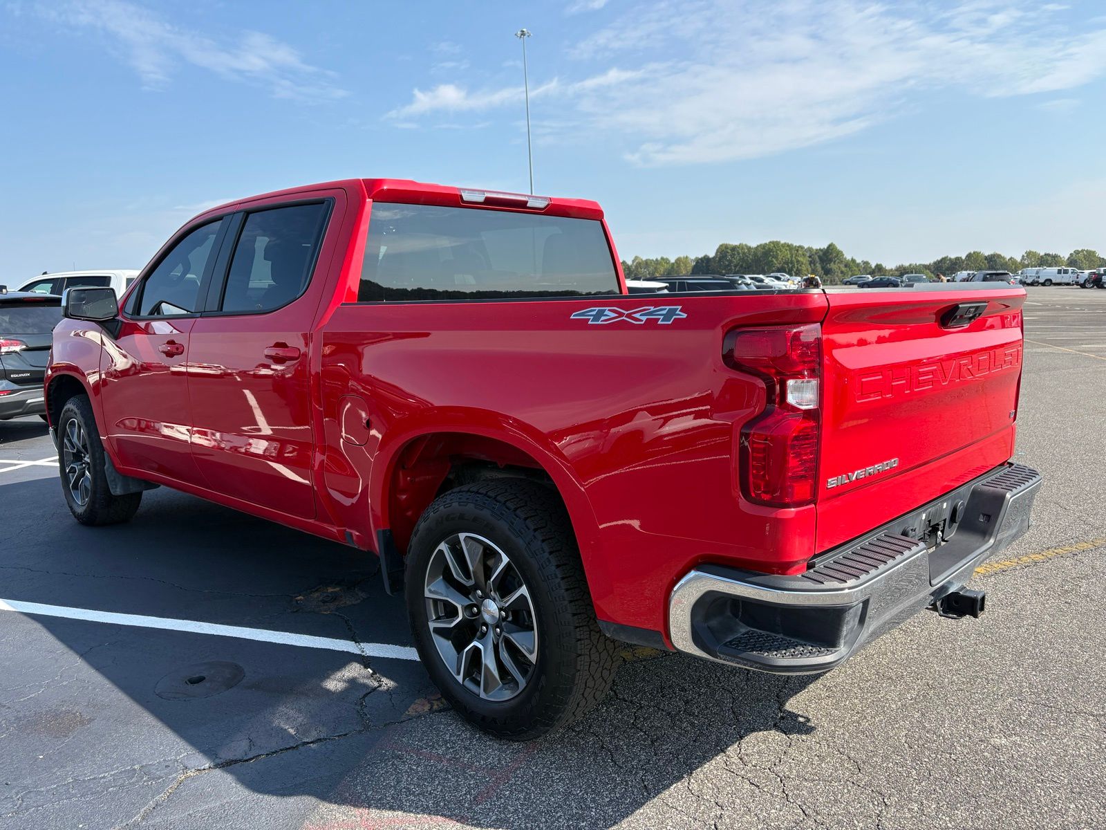 2024 Chevrolet Silverado 1500 LT photo 3