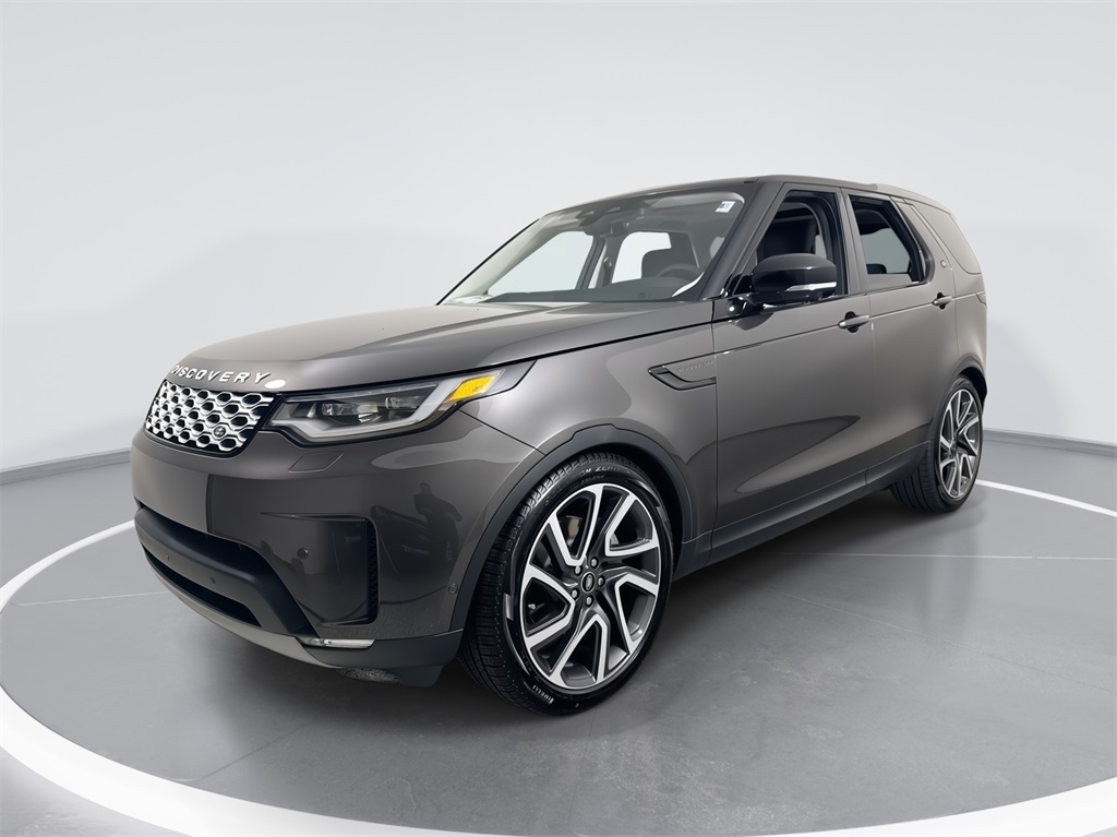 2025 Land Rover Discovery S's photo