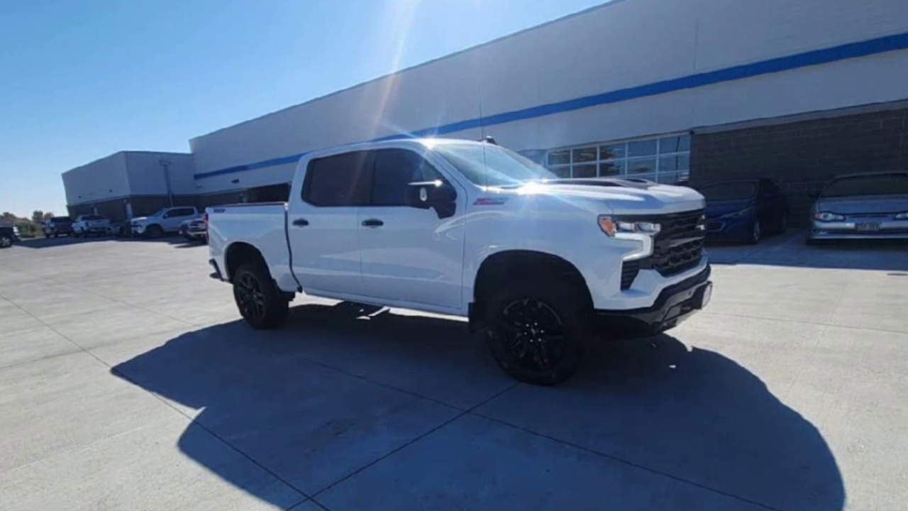 2026 Chevrolet Silverado 1500 LT Trail Boss photo 3