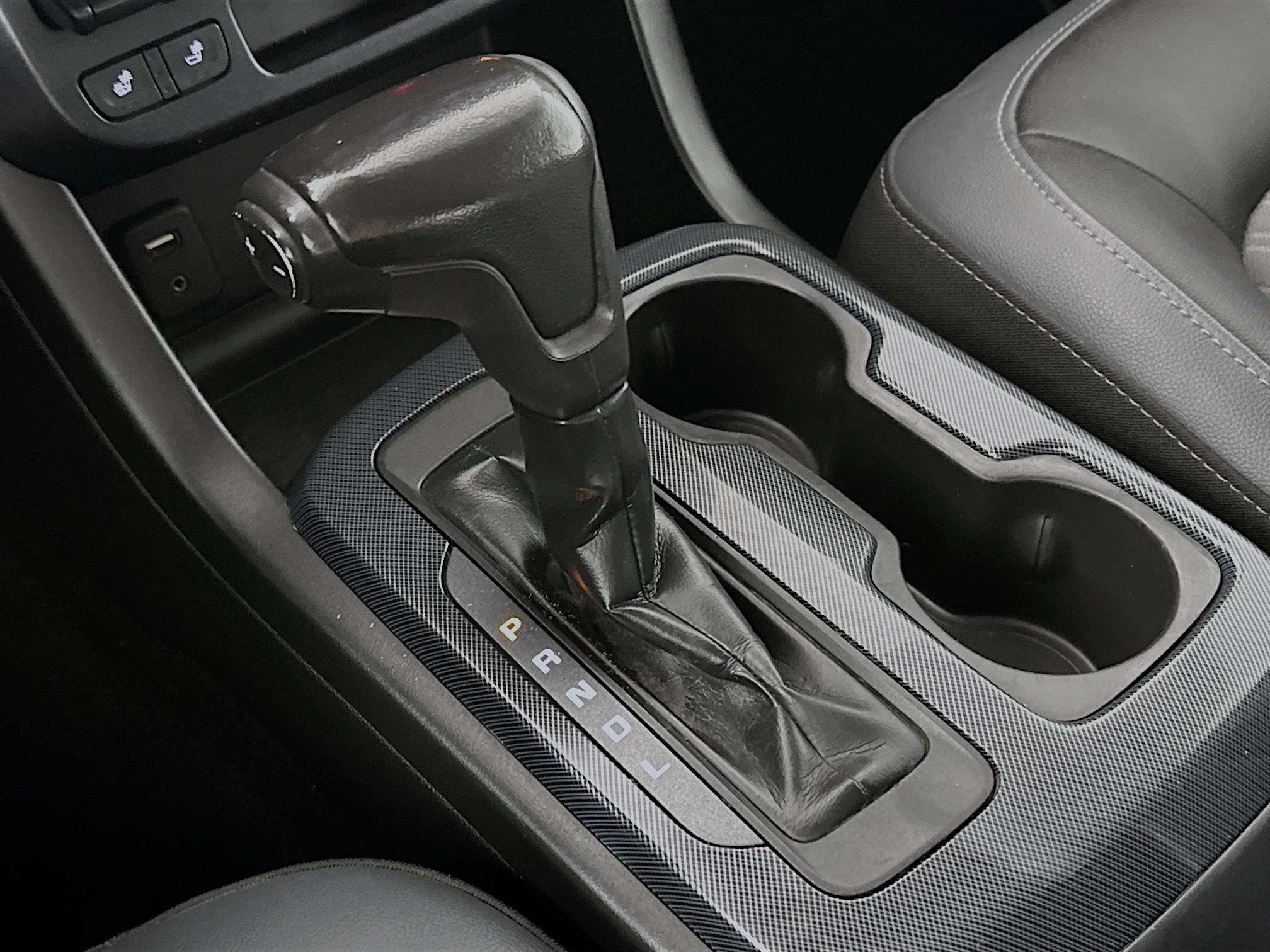 2017 Chevrolet Colorado Z71 photo 16
