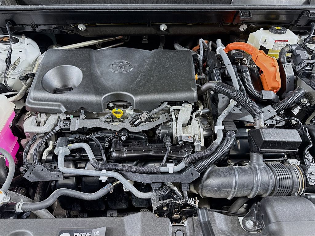 2020 Toyota RAV4 Hybrid XSE photo 28