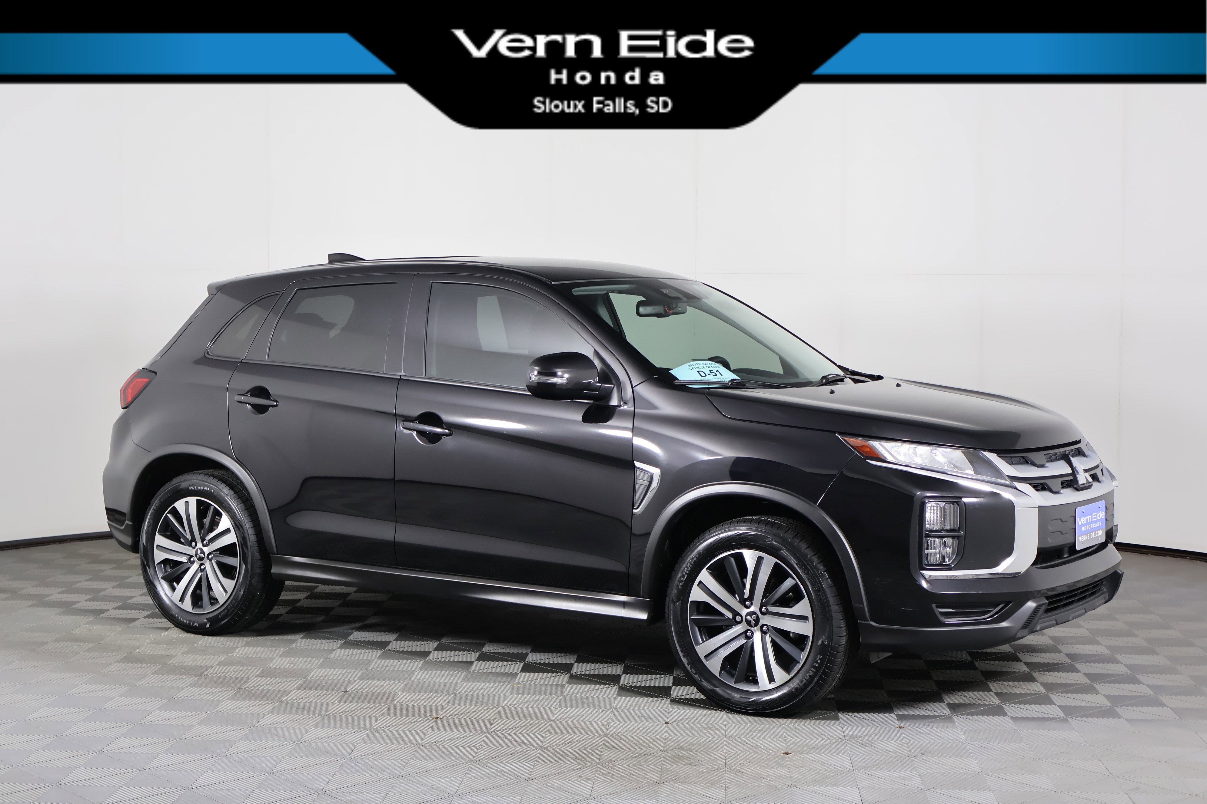 2022 Mitsubishi Outlander Sport SE's photo