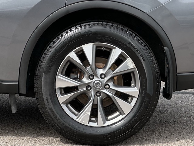 2017 Nissan Murano S photo 23