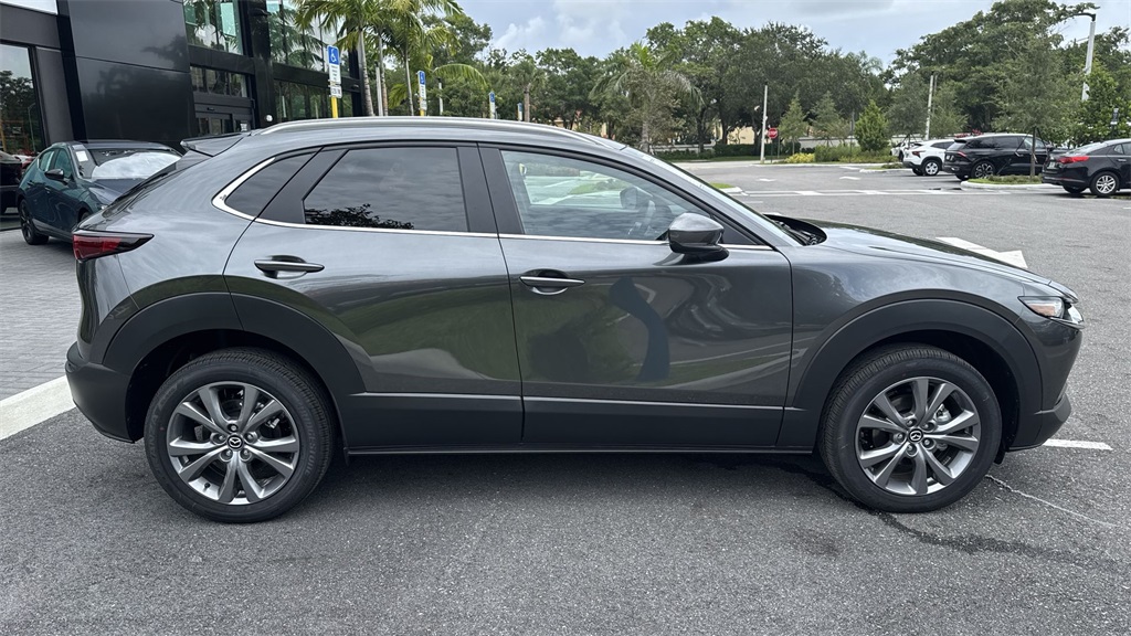 2025 Mazda CX-30 2.5 S Preferred photo 5