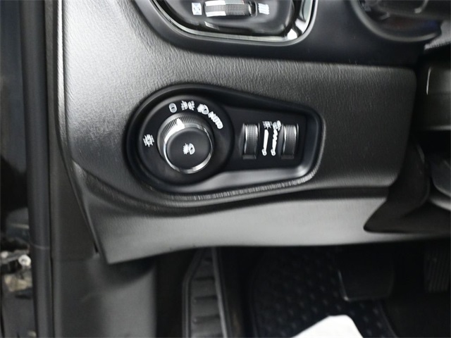 2023 Jeep Renegade Altitude photo 8