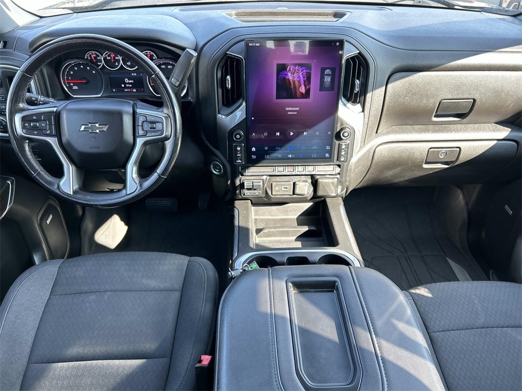 2022 Chevrolet Silverado 1500 RST photo 13