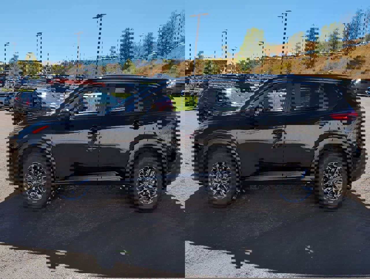 2023 Nissan Rogue S photo 4