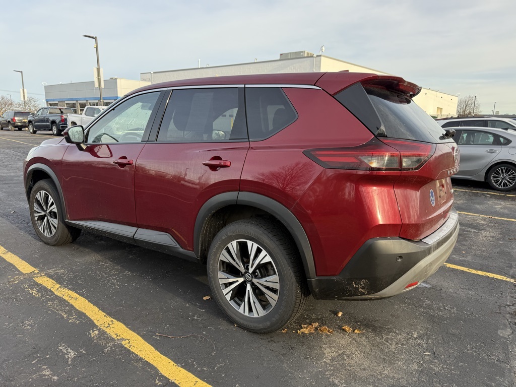2021 Nissan Rogue SV photo 4
