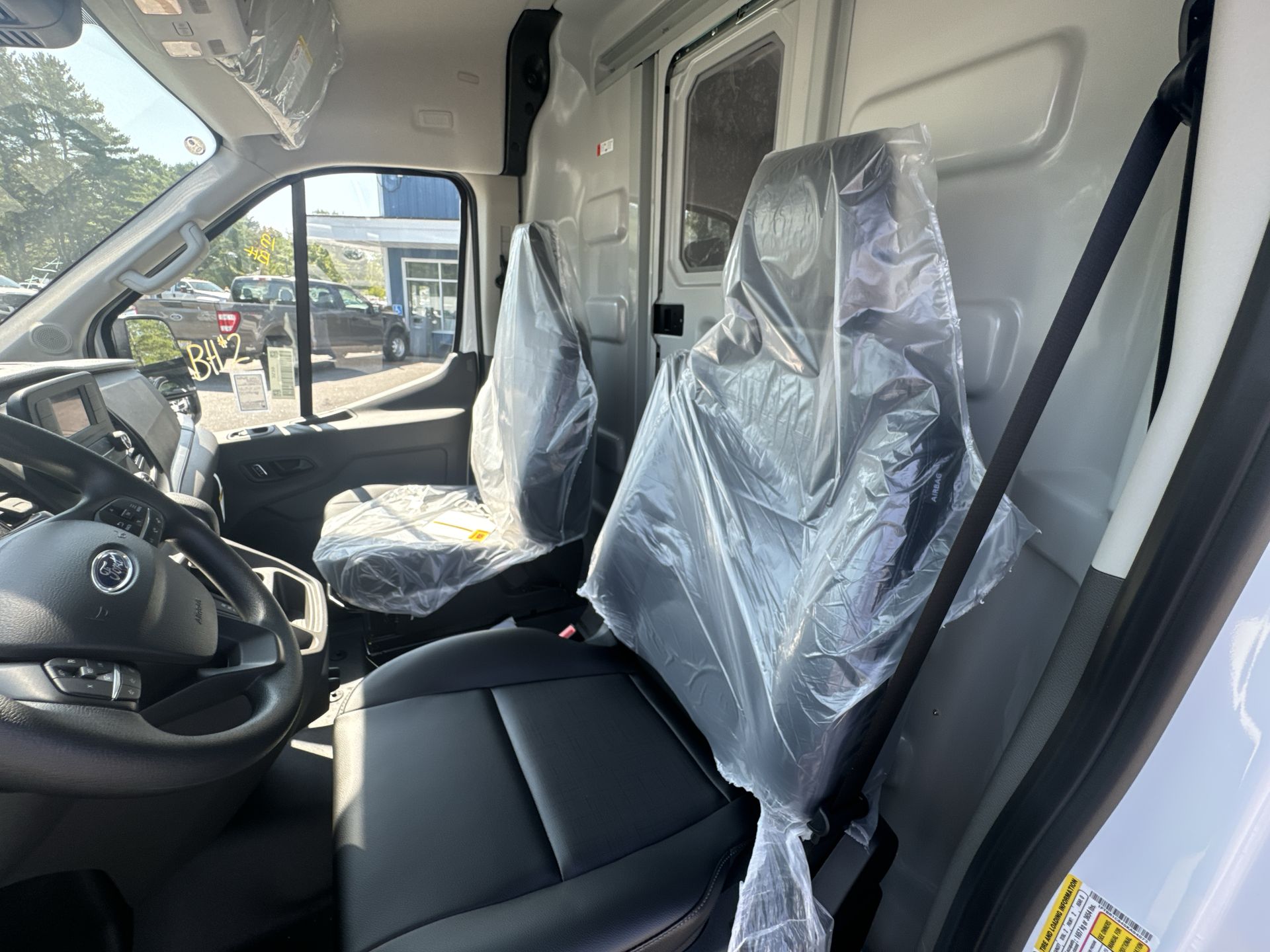 2025 Ford Transit Cargo Van photo 5