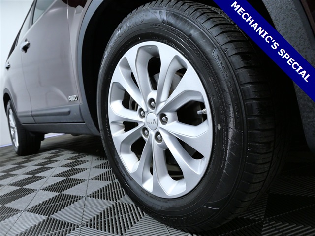 Used 2015 Kia Sorento EX with VIN 5XYKUDA76FG641995 for sale in Apple Valley, MN