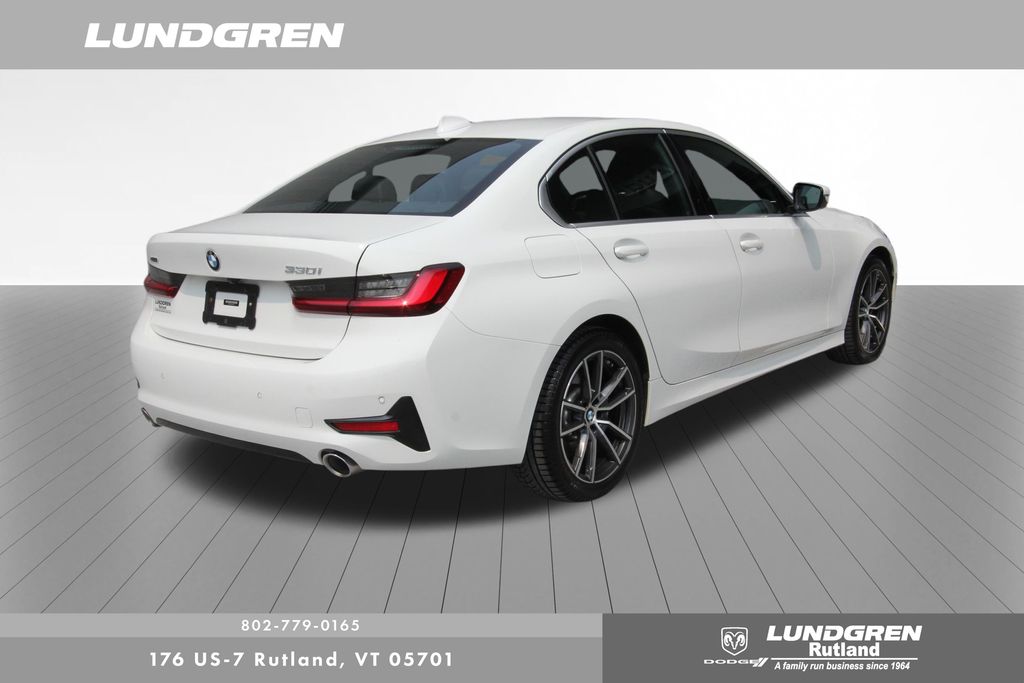 2022 Bmw 330i xDrive photo 3