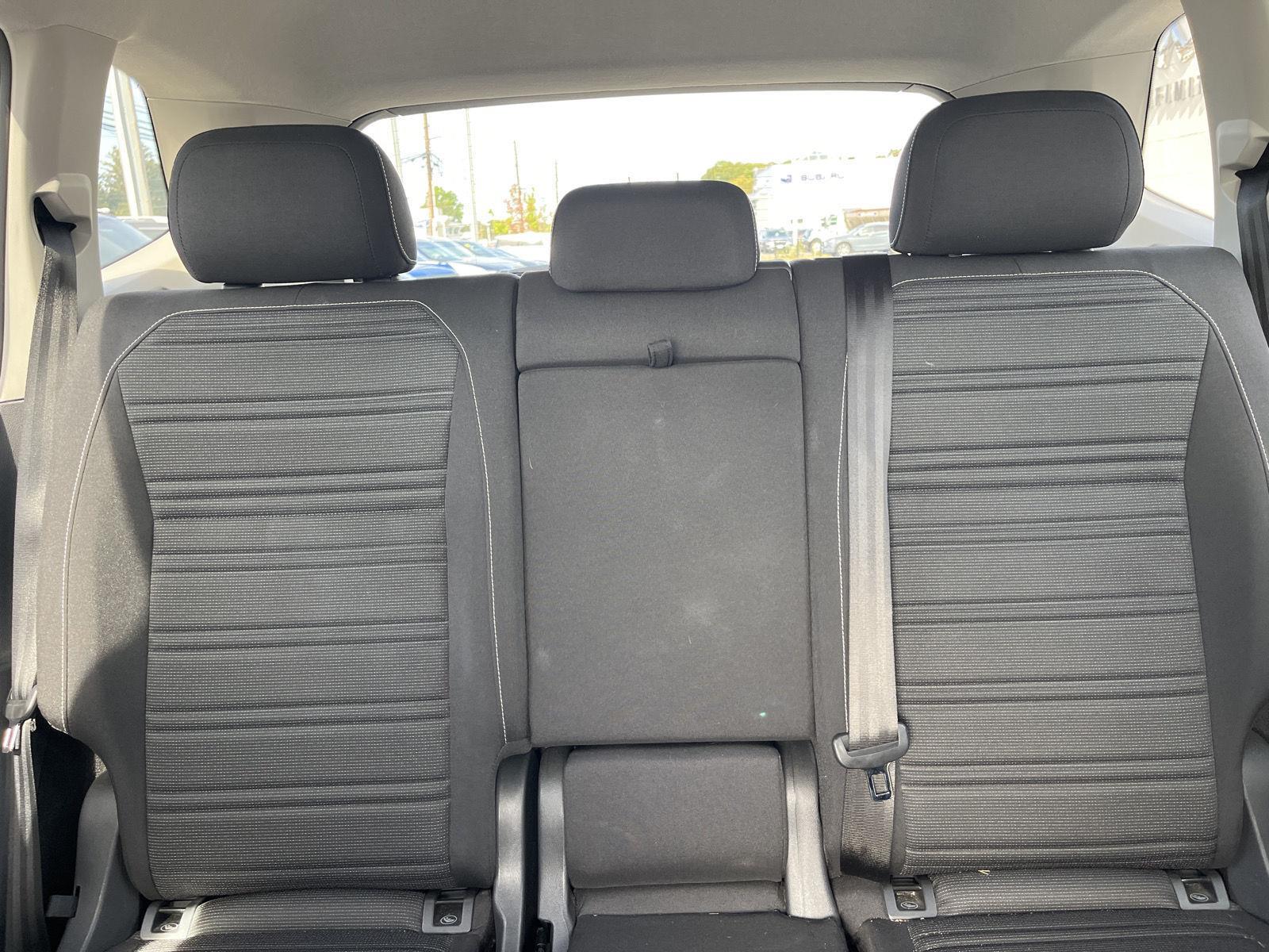 2022 Volkswagen Tiguan S photo 17