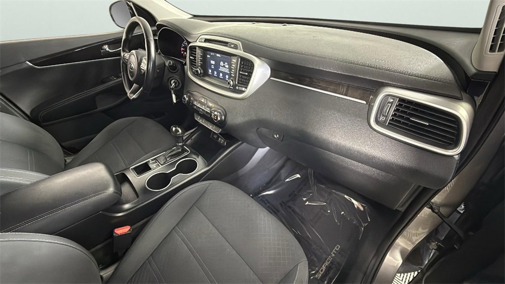 2017 Kia Sorento LX photo 29