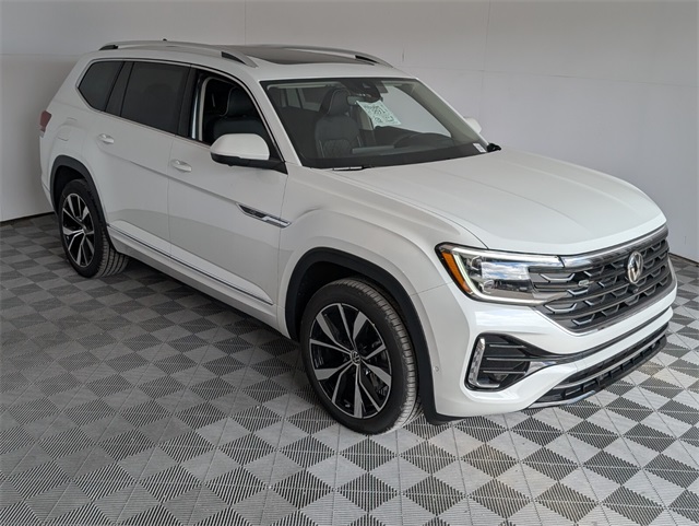 2025 Volkswagen Atlas SEL Premium R-Line photo 2