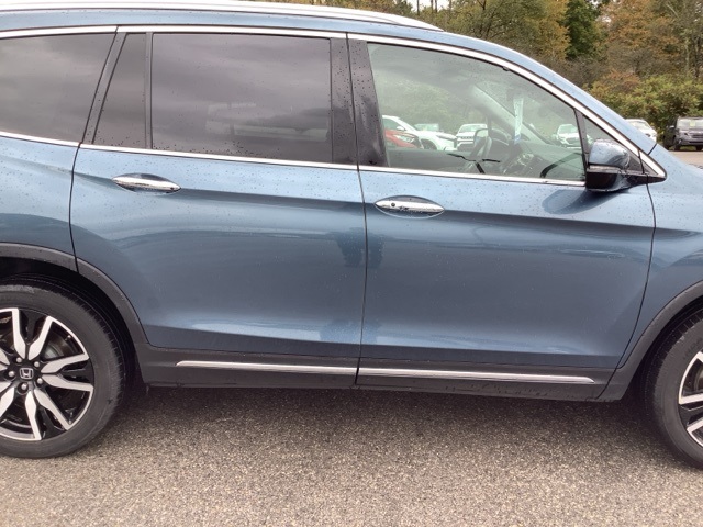 2021 Honda Pilot Touring photo 4