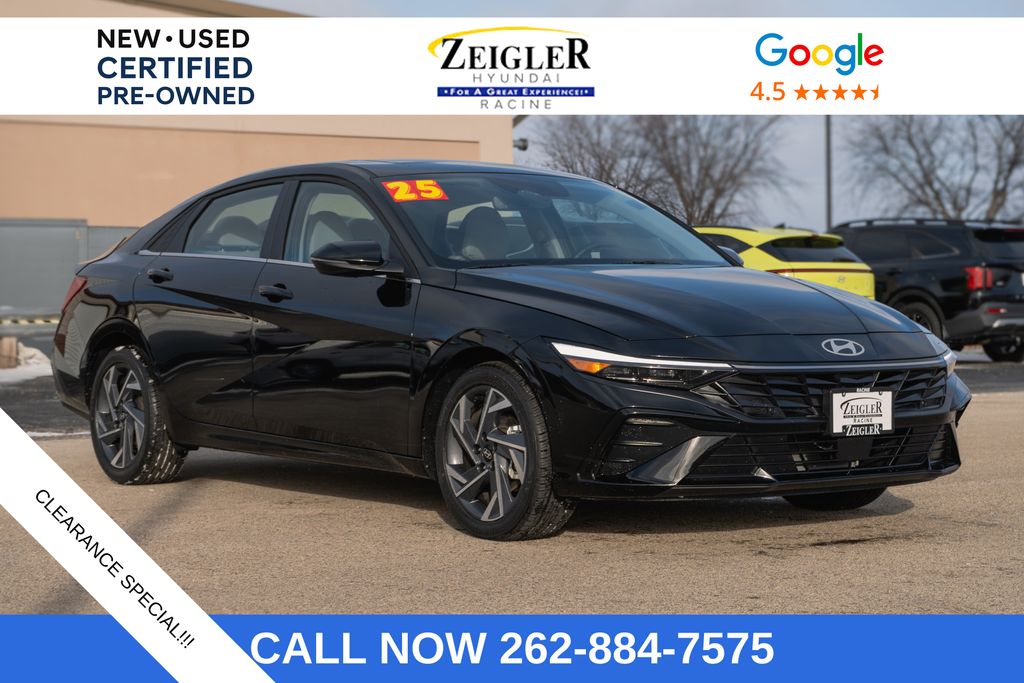 2025 Hyundai Elantra Limited's photo