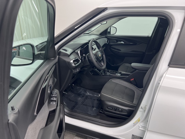 2021 Chevrolet Trailblazer LT photo 12