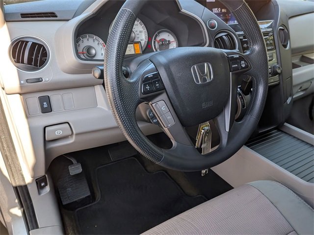 2014 Honda Pilot EX photo 16