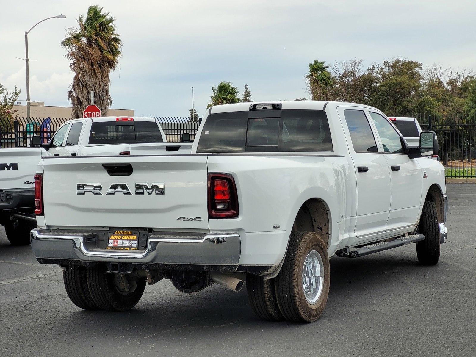 2026 Ram 3500 Tradesman photo 3