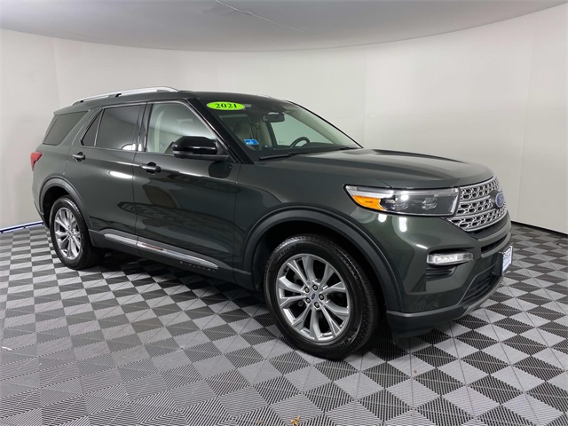 2021 Ford Explorer Limited's photo